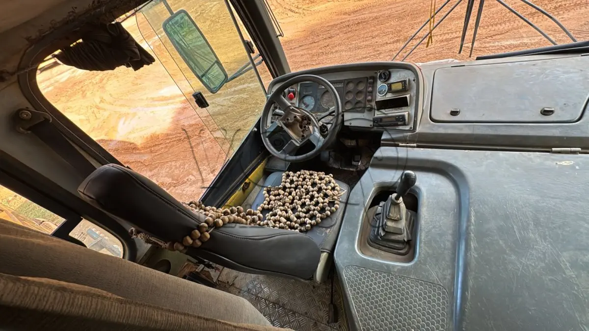 LOTE 019