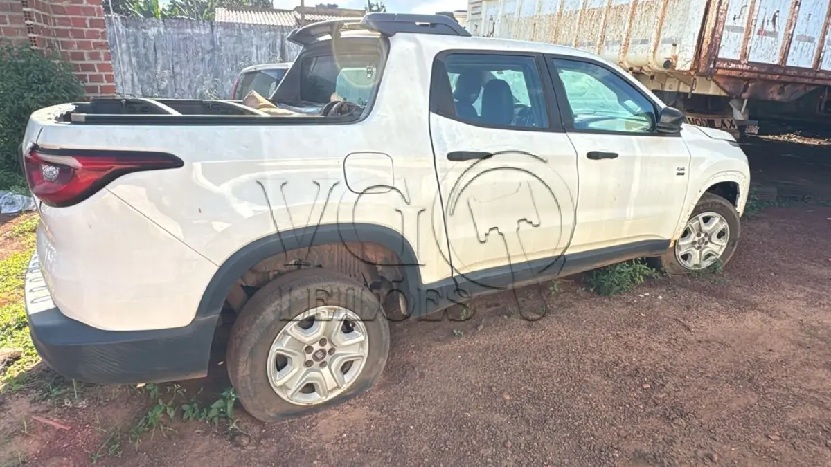 LOTE 005 - FIAT / TORO FREEDOM MT D4; ANO/MODELO: 2017/2018