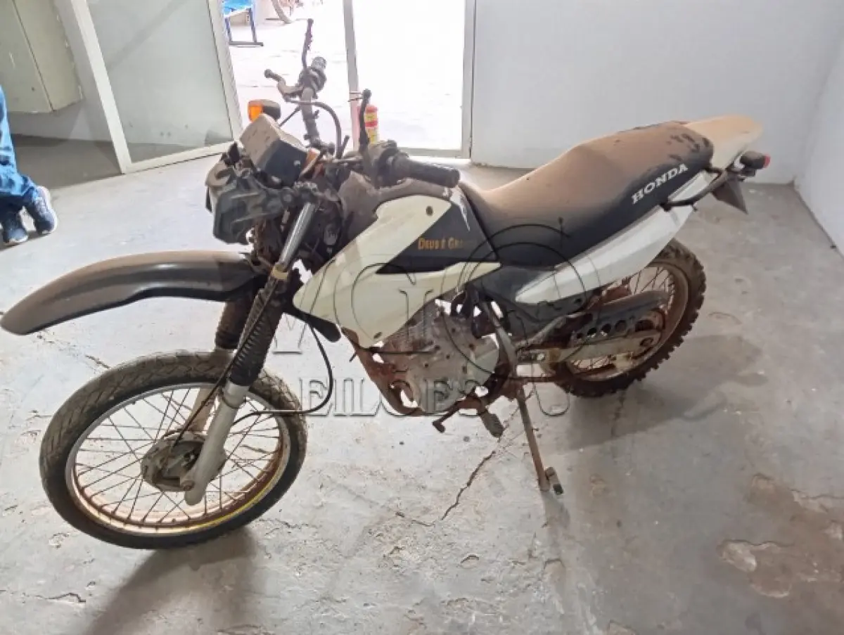 LOTE 027 - HONDA NXR 125 BROS