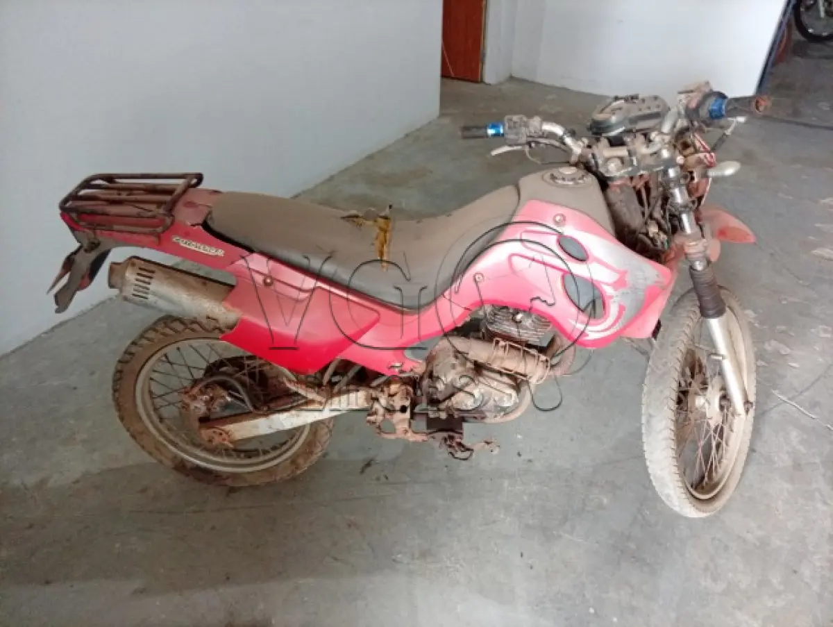 LOTE 025 - TRAXX FLY 125