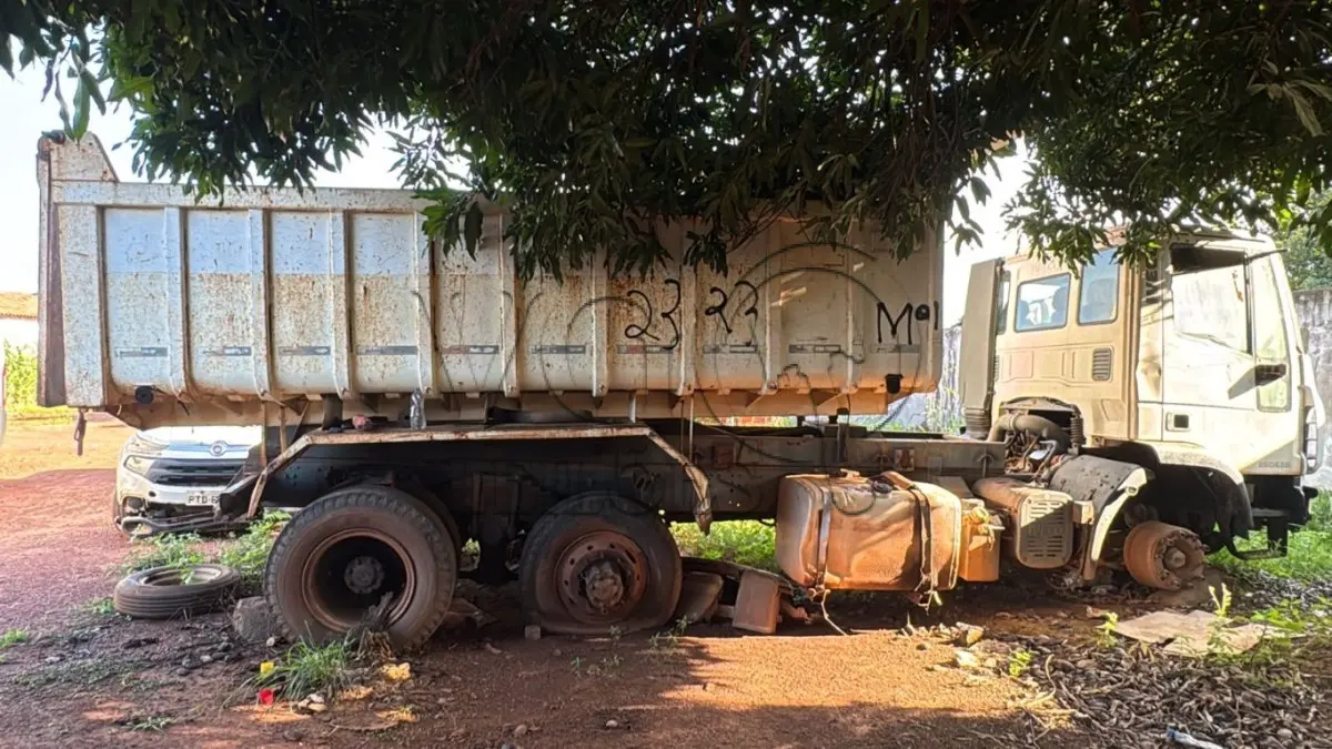 LOTE 004 - IVECO / TECTOR 260E28