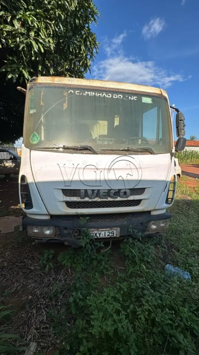 LOTE 004 - IVECO / TECTOR 260E28