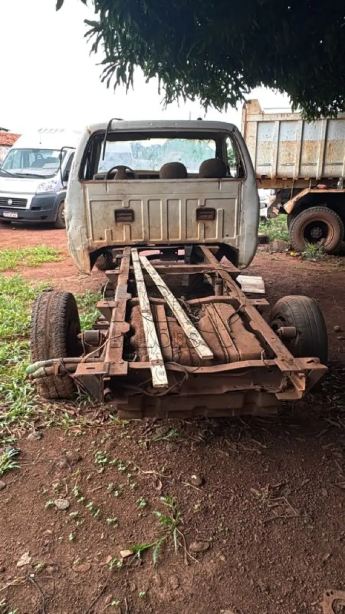 LOTE 002 - FORD / F350 G; ANO/MODELO: 2002/2003