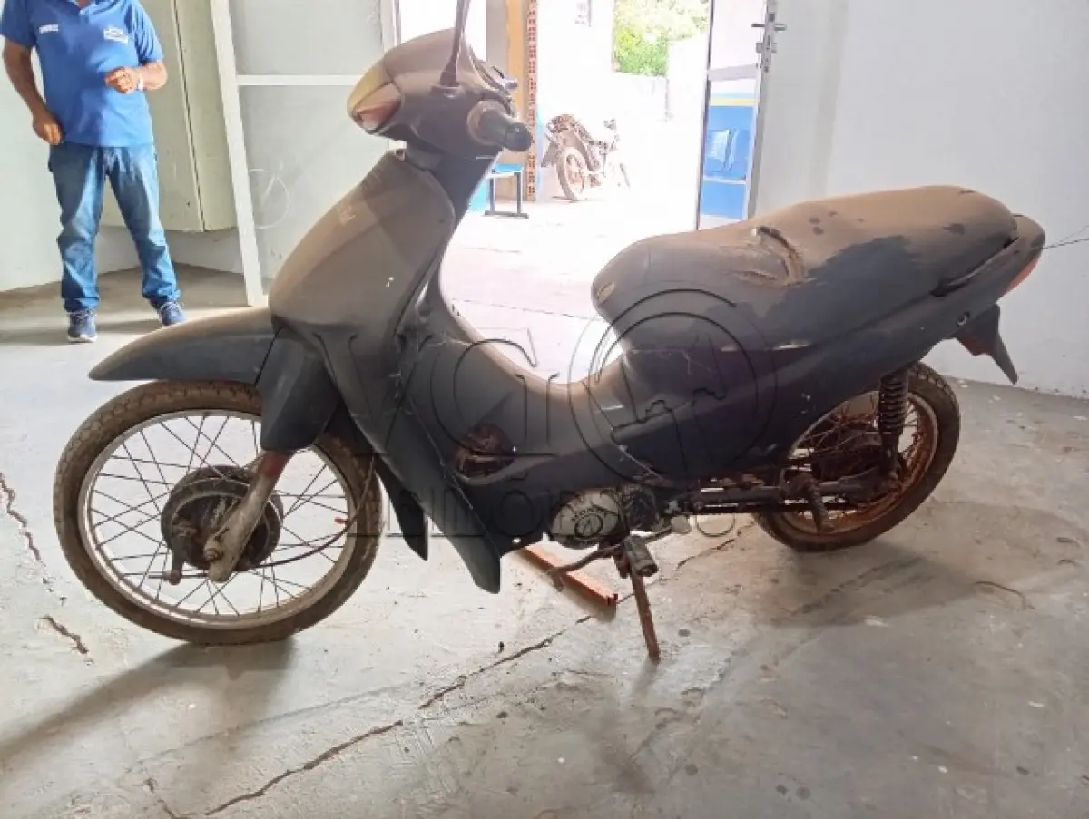LOTE 022 - Honda Biz 100