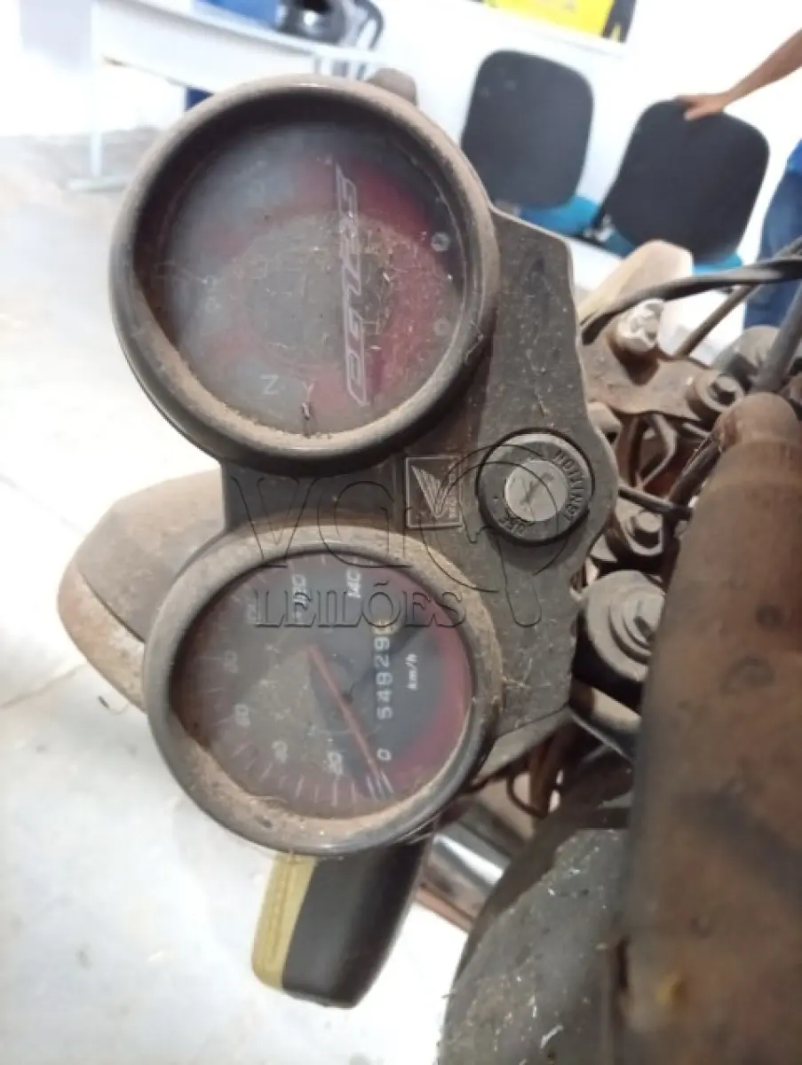 LOTE 031 - HONDA FAN