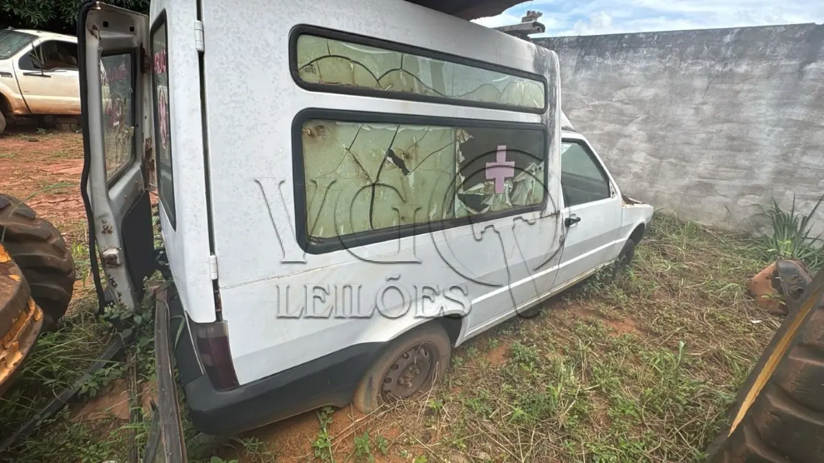 LOTE 008 - FIAT / FIORINO AMBULANCIA