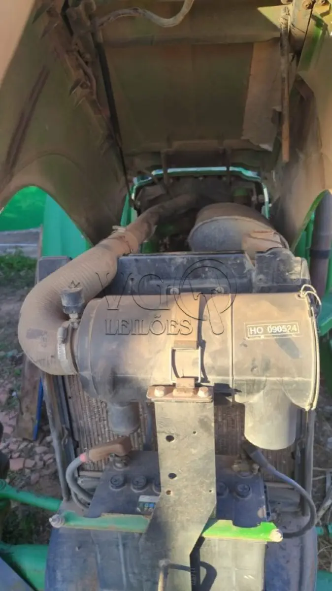 LOTE 006 - TRATOR 4x4 JOHN DEERE 5075 E (RECUPERÁVEL)