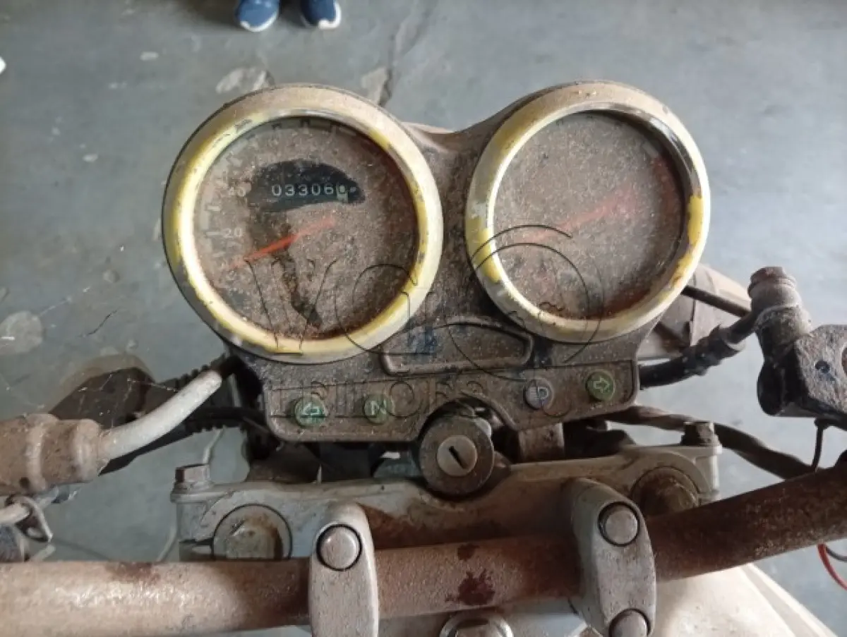 LOTE 030 - SUZUKI EN 125 YES