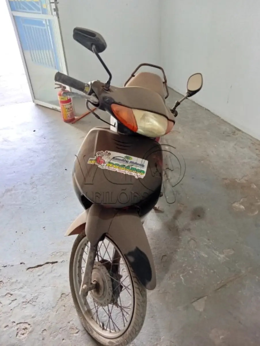 LOTE 024 - Honda Biz 100