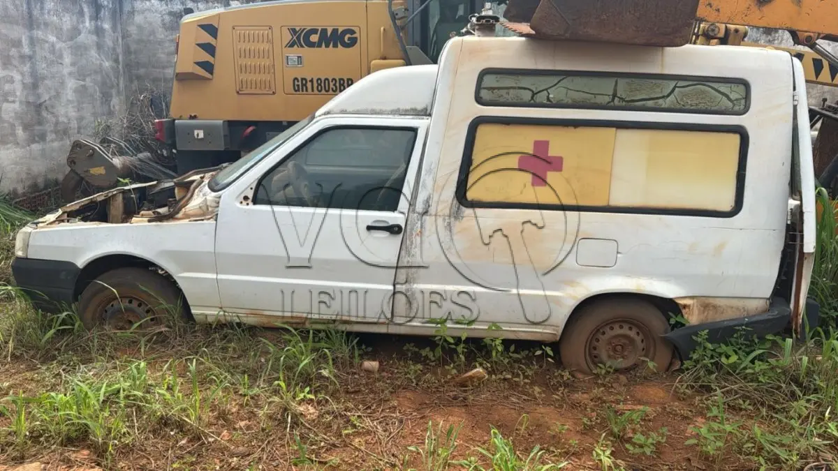 LOTE 008 - FIAT / FIORINO AMBULANCIA