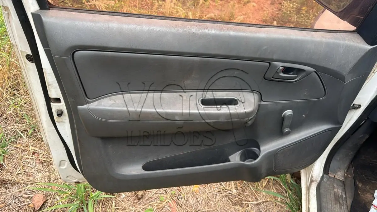 LOTE 005 - TOYOTA/HILUX RIBEIRAUTO AMB (RECUPERÁVEL)