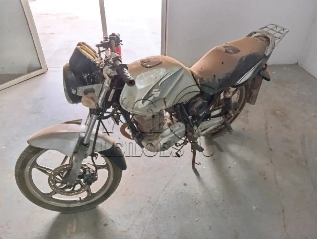 LOTE 030 - SUZUKI EN 125 YES