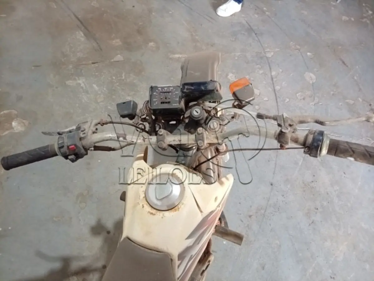 LOTE 013 - XLR 125 HONDA