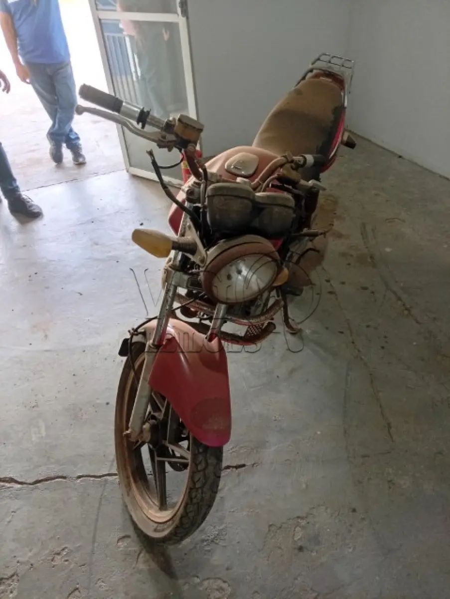 LOTE 023 - Suzuki Yes EN125