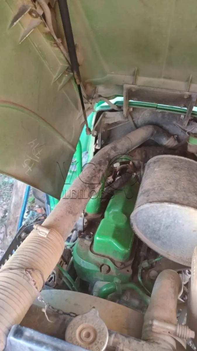 LOTE 006 - TRATOR 4x4 JOHN DEERE 5075 E (RECUPERÁVEL)