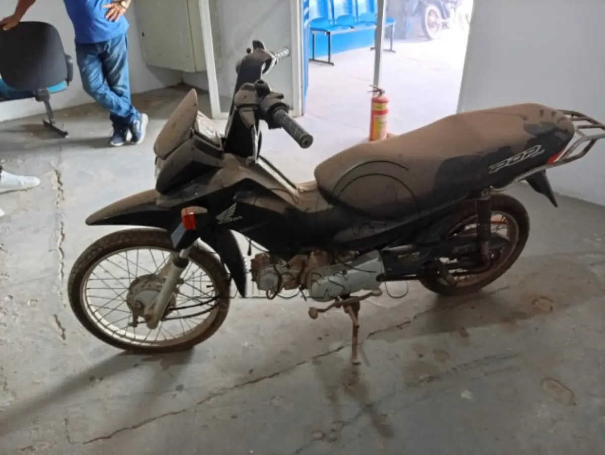 LOTE 028 - HONDA POP 100