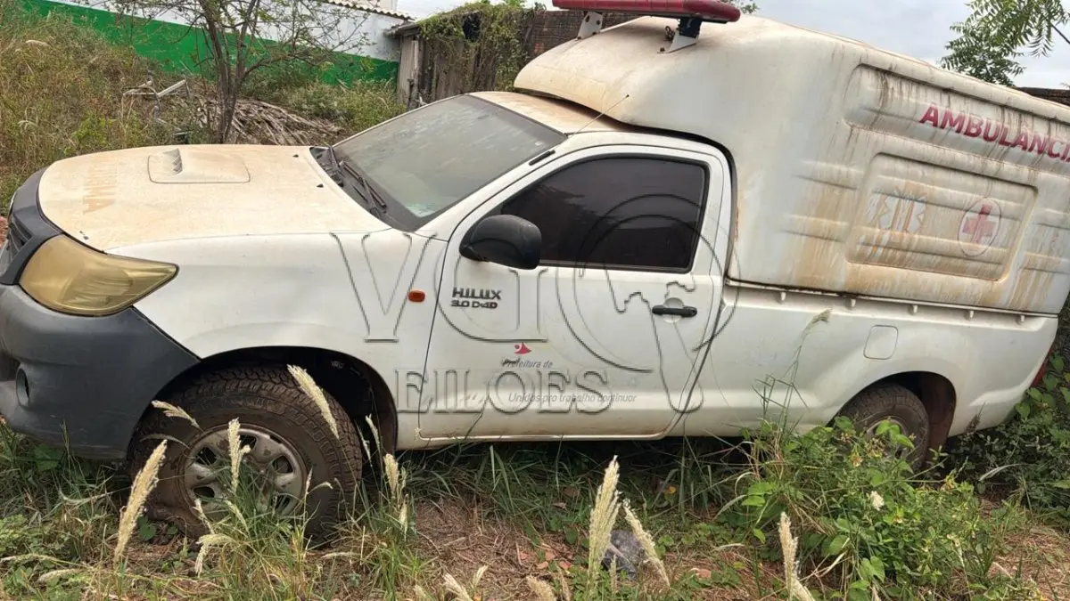 LOTE 005 - TOYOTA/HILUX RIBEIRAUTO AMB (RECUPERÁVEL)