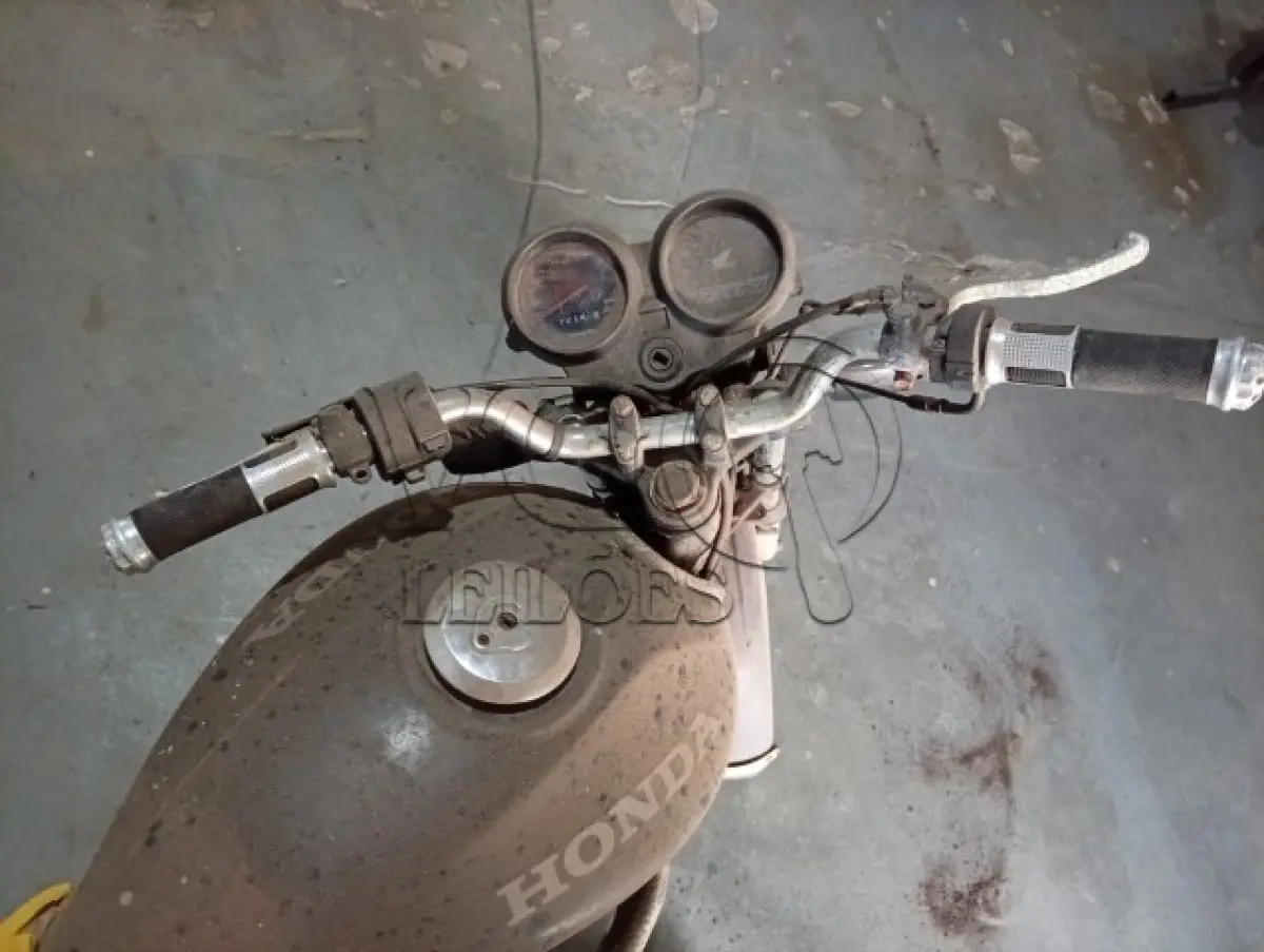 LOTE 011 - HONDA CG
