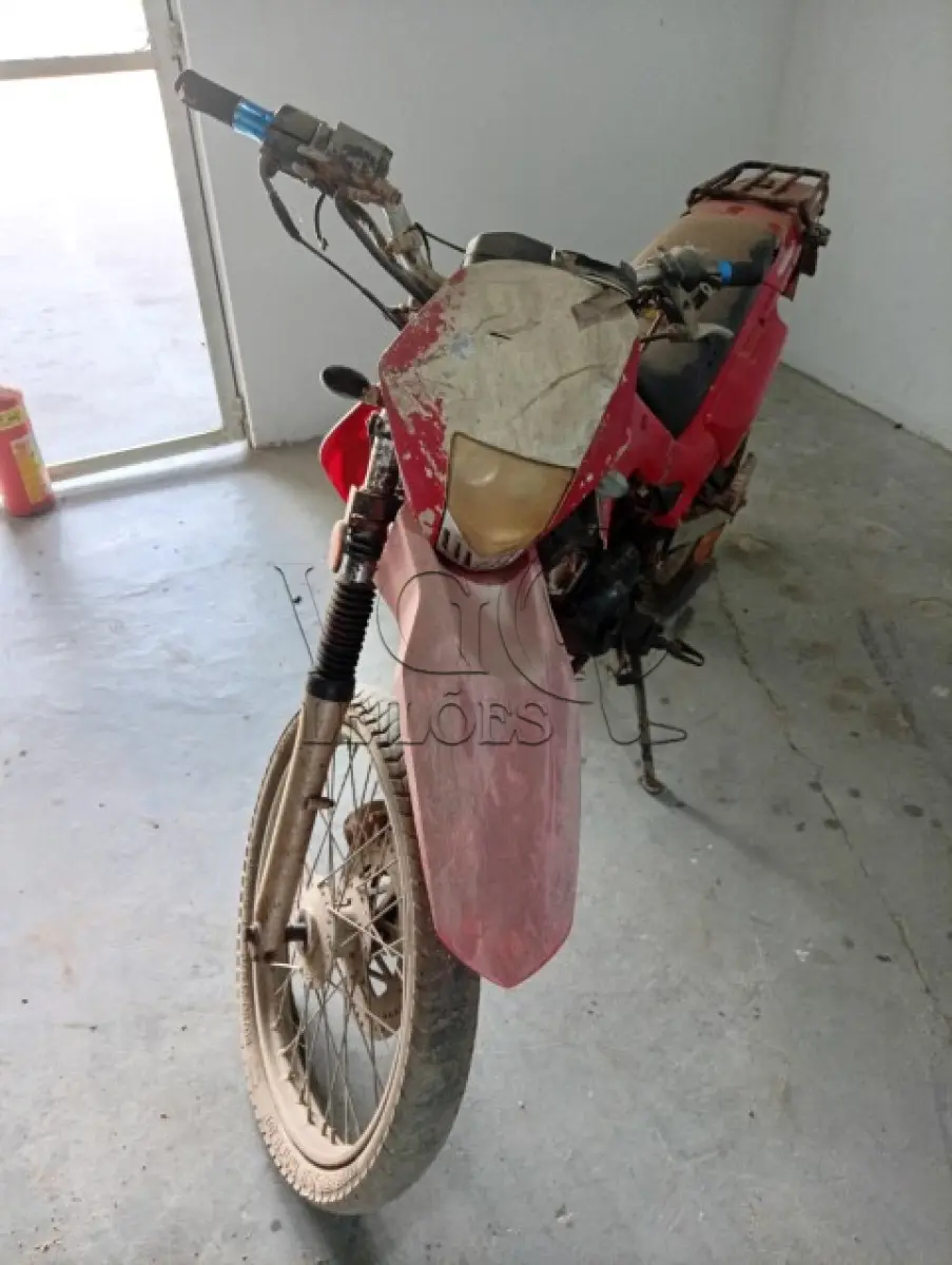 LOTE 025 - TRAXX FLY 125