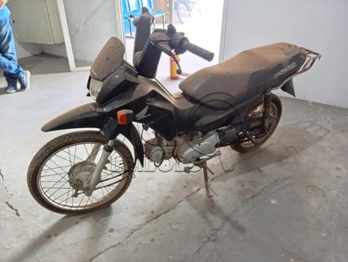 LOTE 028 - HONDA POP 100