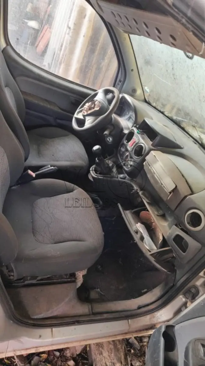 LOTE 001 - FIAT/DOBLO ESSENCE 7L E (RECUPERÁVEL)