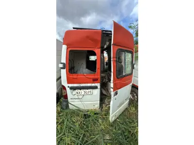 LOTE 006 - RENAULT/MASTER AMB RONTAN 2010/2011